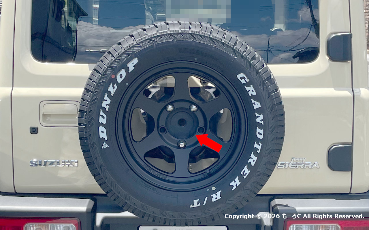 JB74W スペアタイヤセンターカバーなし